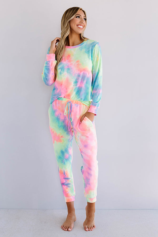 Snuggle Down Tie Dye Sweatshirt In Pink Image - 4