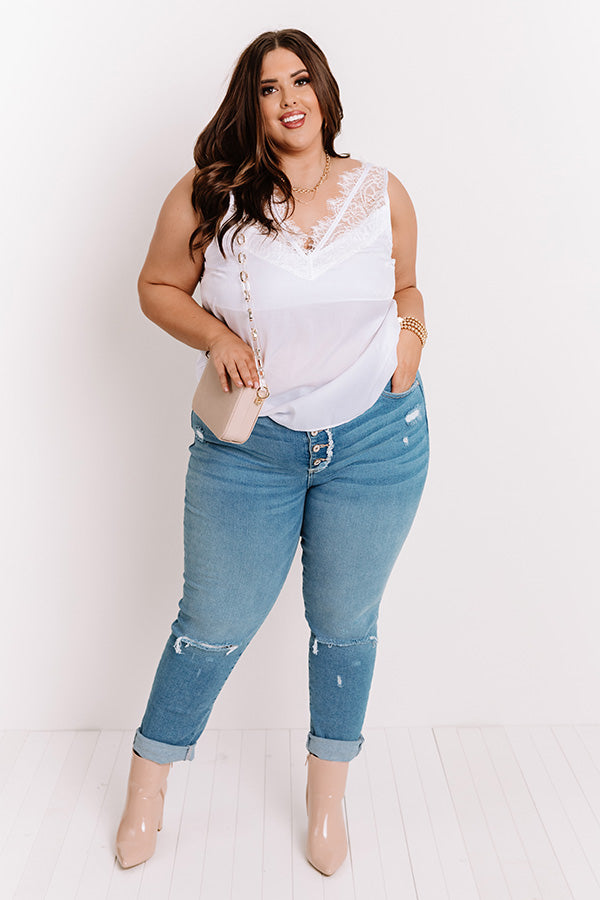 Second Story Lace Top In White Curves