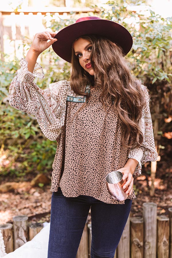 Botanical Brunch Shift Top In Mocha