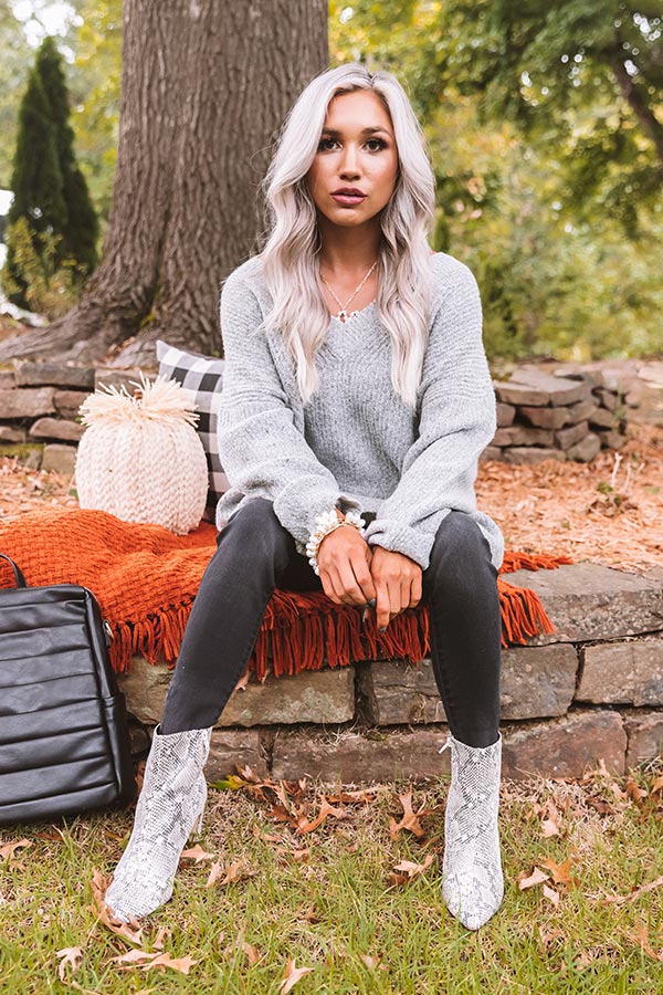 Denver Delights Knit Tunic Sweater In Grey Image - 4