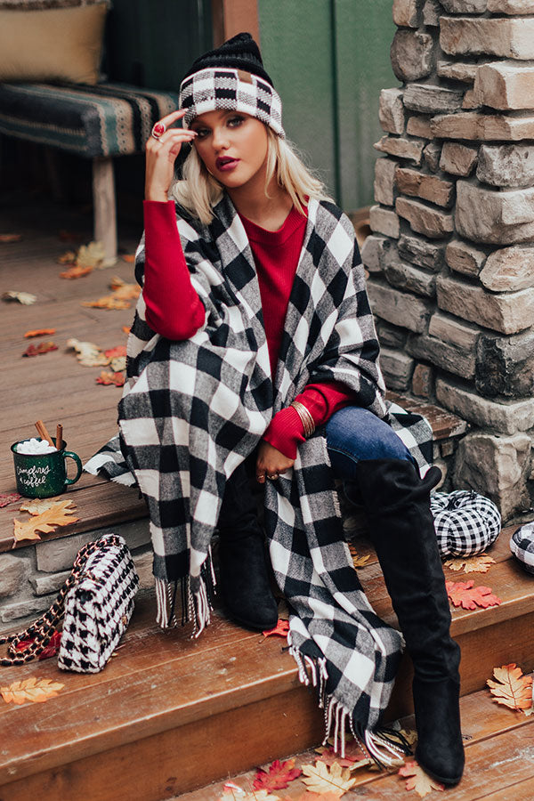 Autumn Rush Buffalo Check Poncho In Black Image - 2