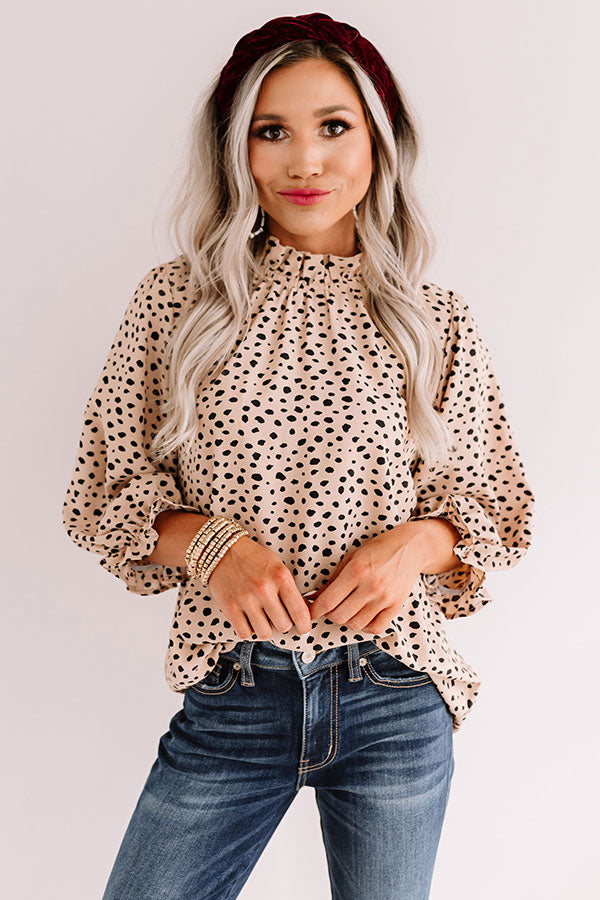 Belles And Brunch Shift Top In Iced Latte