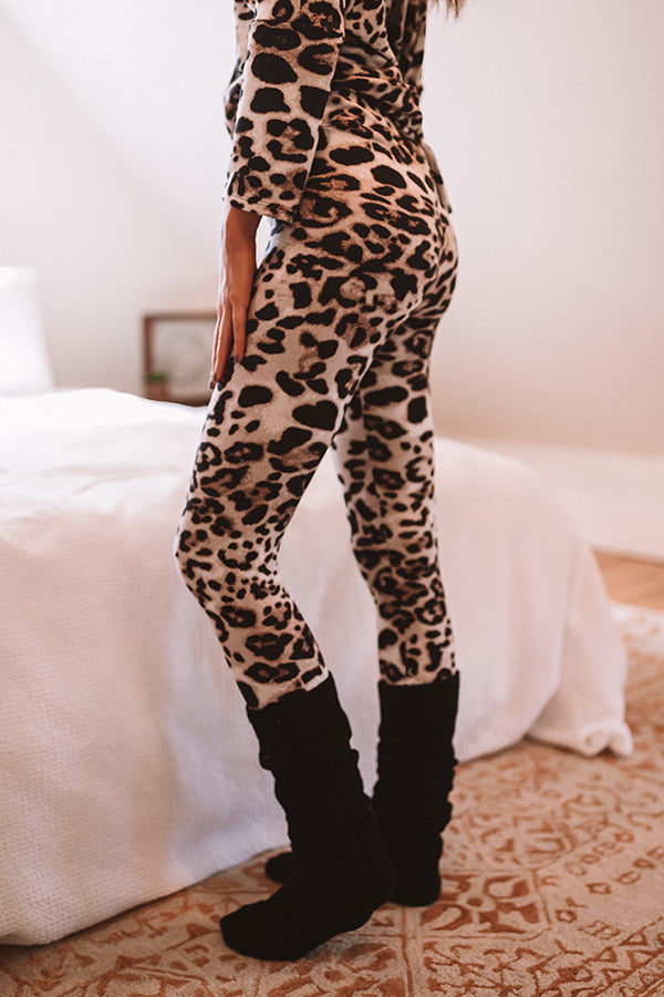 Cozy And Fabulous Leopard Leggings In Brown Image - 4