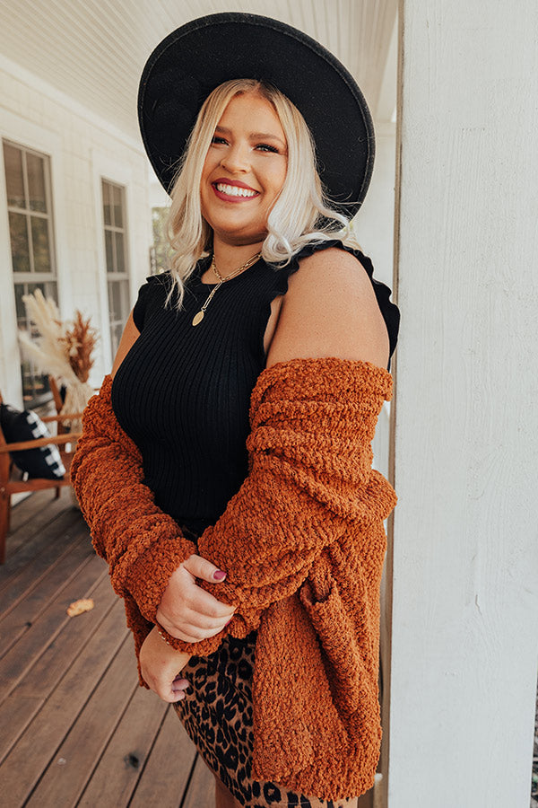 Follow Your Arrow Top In Black   Curves Image - 5