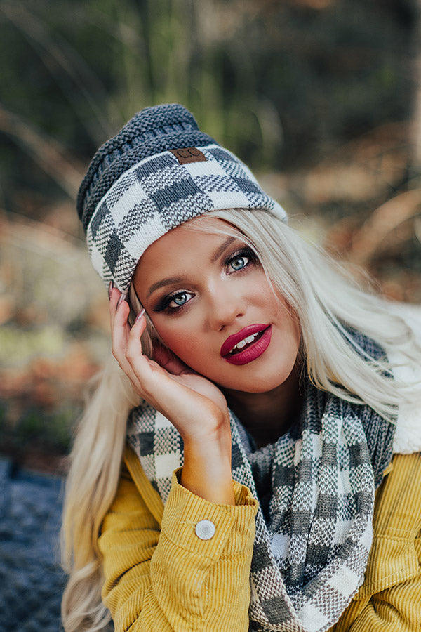 Favor The Cold High Pony Tail Beanie In Grey