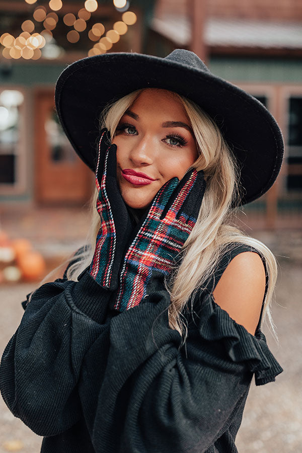 Winter Thrills Plaid Tech Gloves In Black