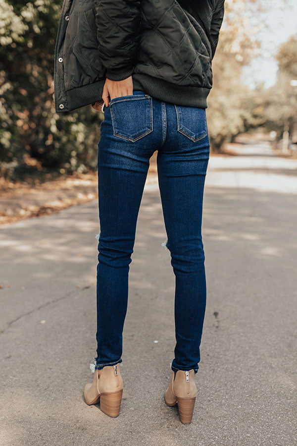 KanCan The Mayson Midrise Distressed Skinny in Dark Wash Image - 4