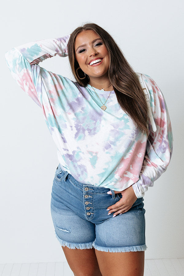 Friends By The Sea Tie Dye Top Curves Image - 1
