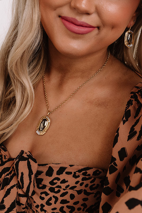Kendra Scott Anna Vintage Gold Long Pendant Necklace in Black Pyrite Image - 2