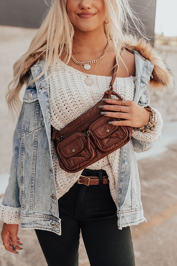 The Traveler Crossbody In Brown