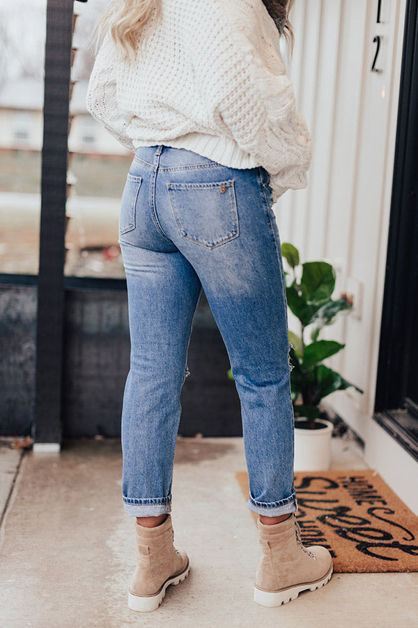 The Sammy Midrise Distressed Skinny Image - 5