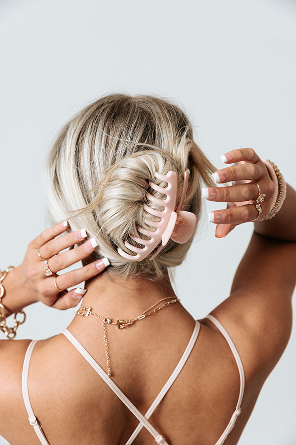 Whimsical Days Hair Claw In Pink