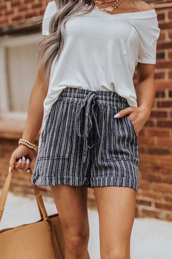The Felton Stripe Shorts In Charcoal Image - 1