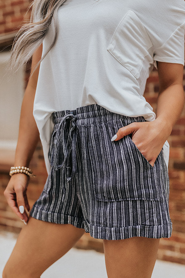 The Felton Stripe Shorts In Charcoal Image - 2