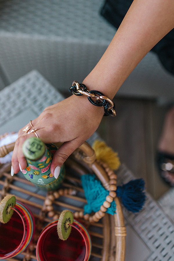 Chic On Command Link Bracelet In Black