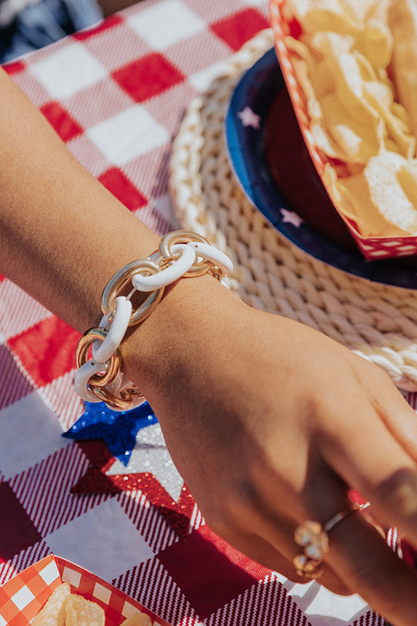 Chic On Command Link Bracelet In White Image - 3