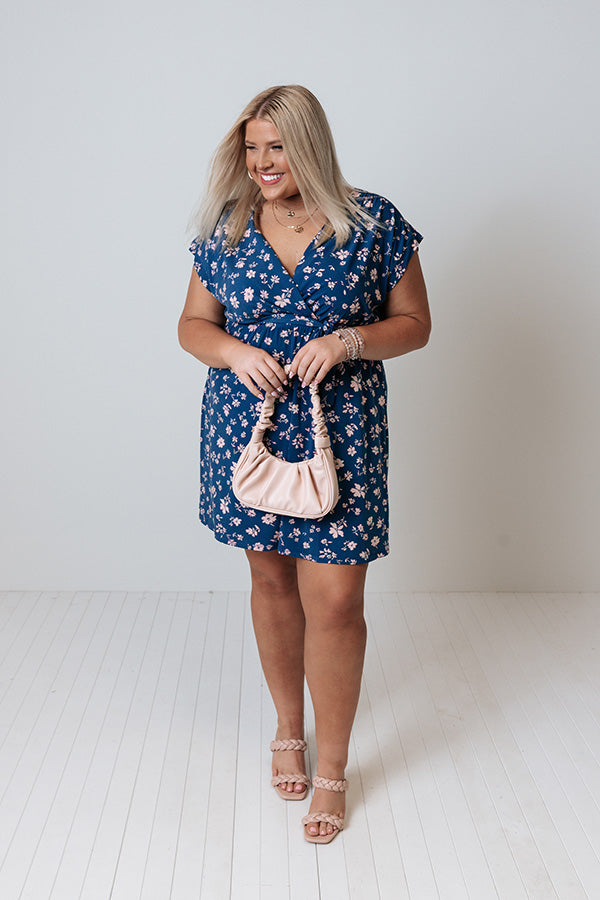 Simple Euphoria Floral Dress Curves Image - 2