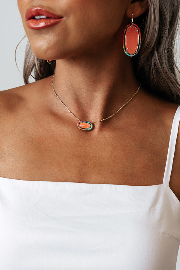 Kendra Scott Threaded Elisa Gold Pendant Necklace in Coral Illusion Image - 1