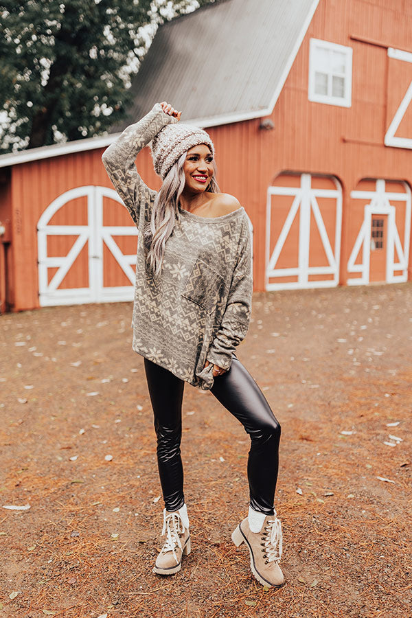 Fireside Dreams Sweatshirt In Grey