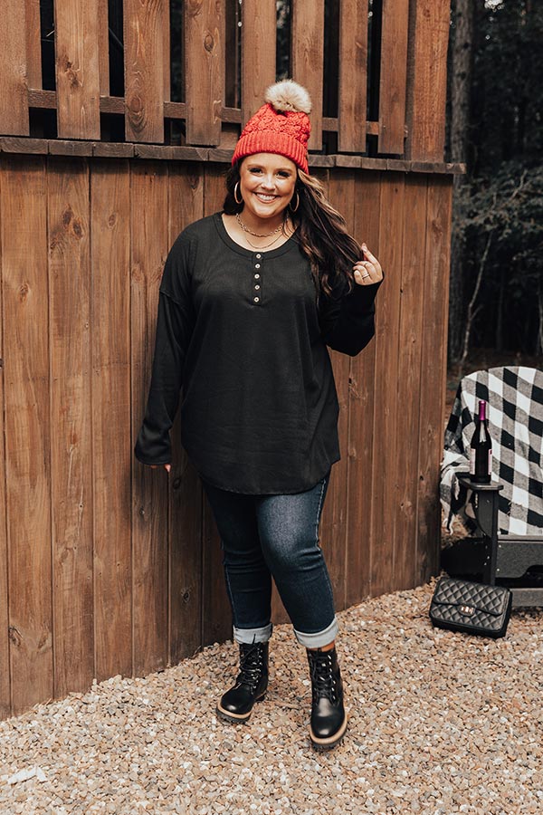 Fall Delight Shift Top In Black Curves Image - 2