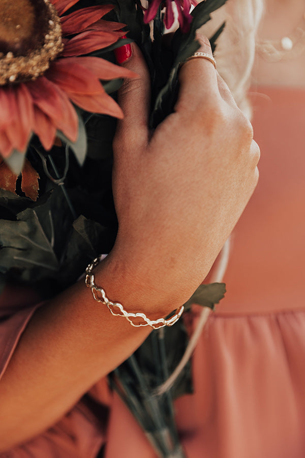 Kendra Scott Abbie Cuff Bracelet in Gold Image - 2