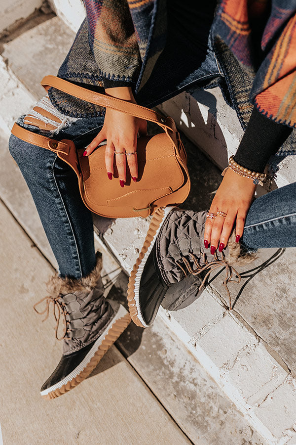 The Utah Flannel Lined Boot In Dark Grey