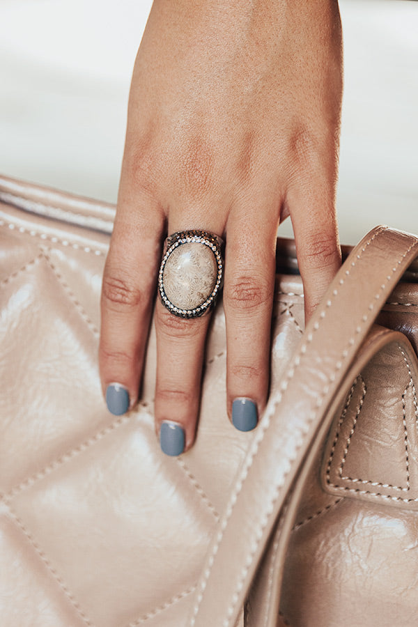 Luxe Moment Ring In Taupe Image - 2