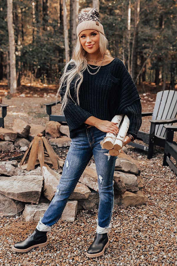 Peacekeeper Shift Sweater In Black