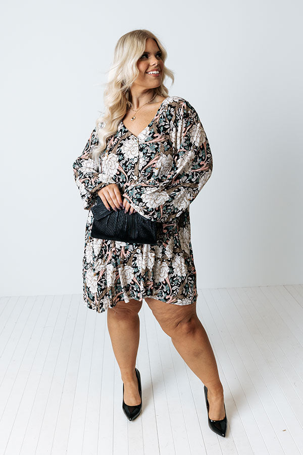 The Montana Floral Shift Dress in Black Curves Image - 4