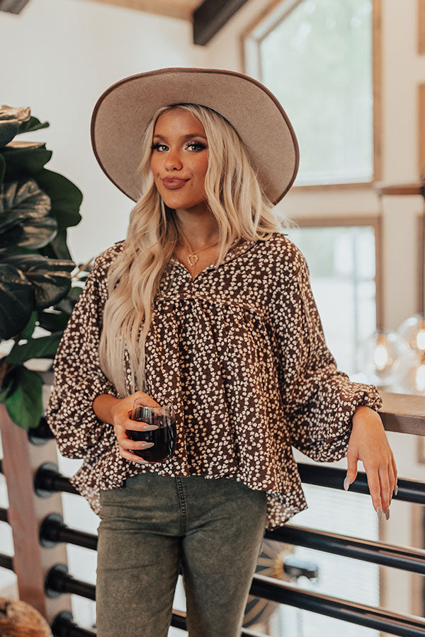The Ivee Floral Babydoll Top in Chocolate