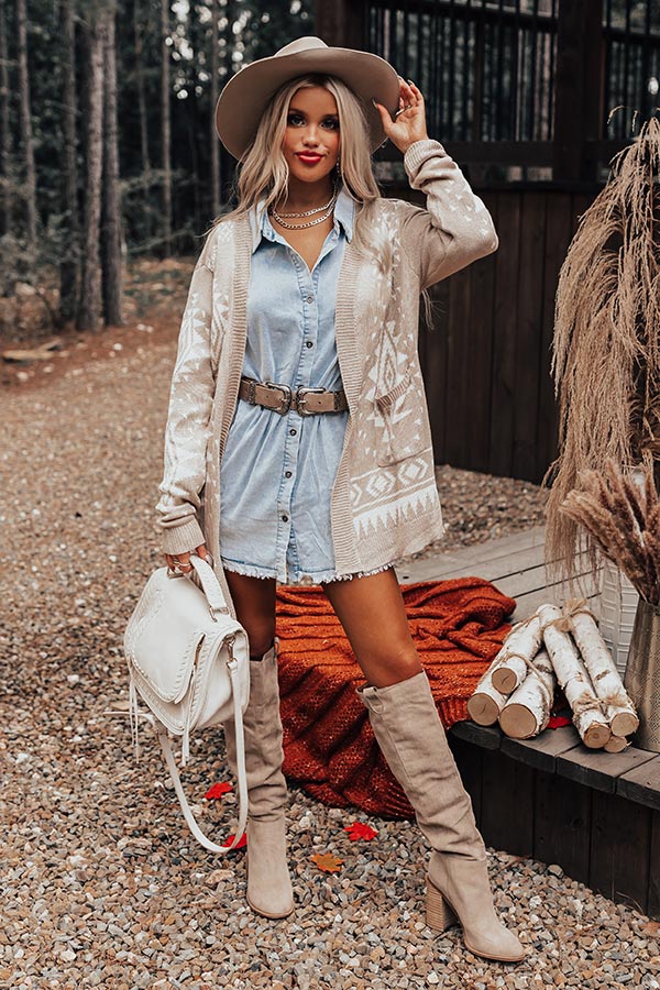 Soho Townhouse Knit Cardigan In Light Beige