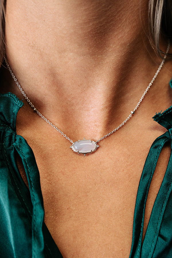 Kendra Scott Baroque Elisa Silver Pendant Necklace in Gray Banded Agate Image - 2