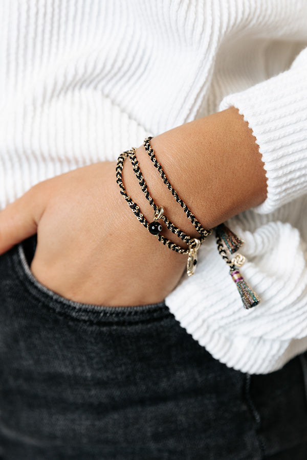 Kendra Scott Shiva Gold Wrap Bracelet in Black Banded Agate Image - 2