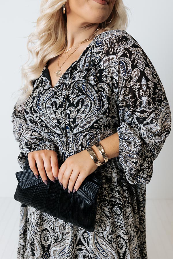 The Regina Paisley Dress Curves Image - 2