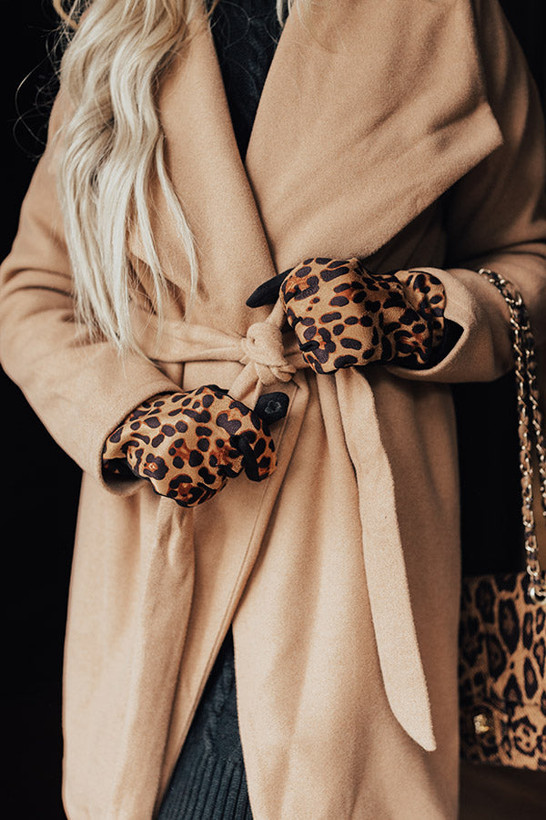 Winter Whims Leopard Tech Gloves Image - 2