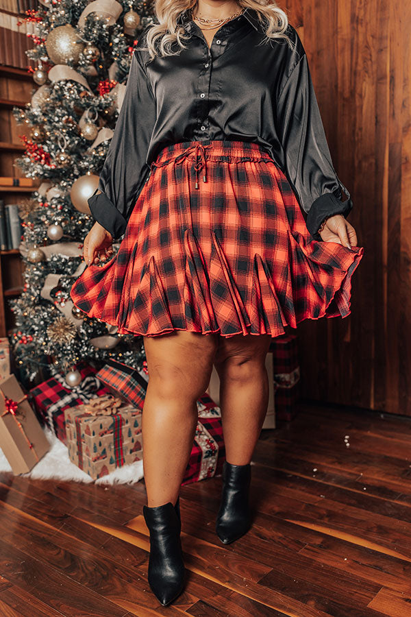 Small Town Holiday Skirt In Red Curves Image - 5