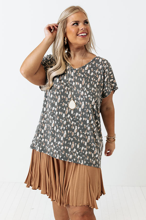 Good Outfit Day Leopard Top In Charcoal Curves Image - 2