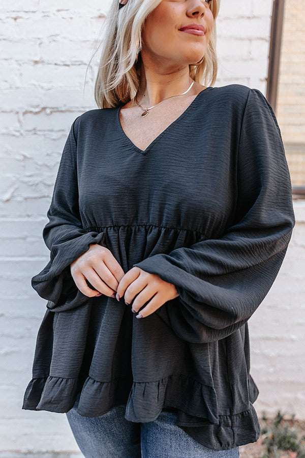 Mythical Moment Shift Top In Black Curves Image - 3