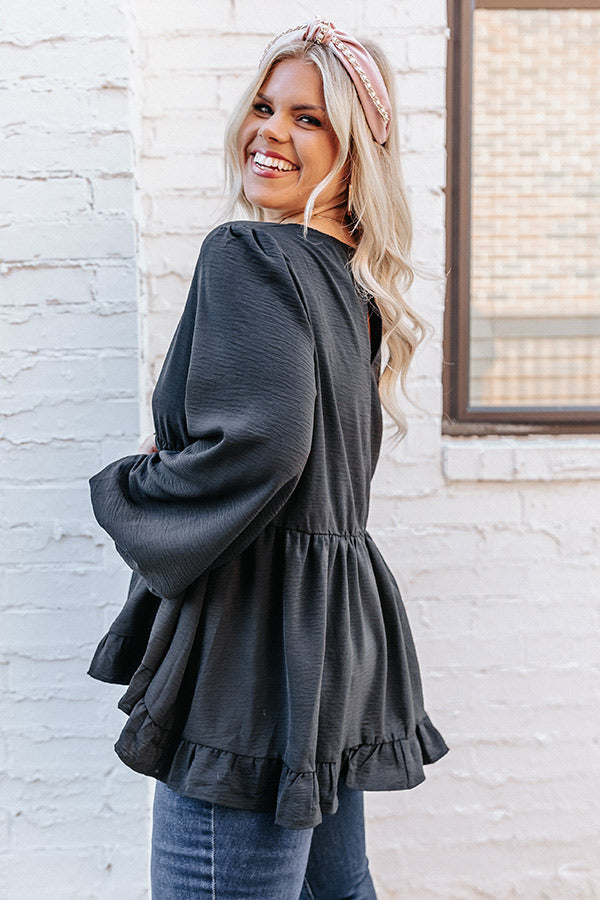 Mythical Moment Shift Top In Black Curves Image - 4