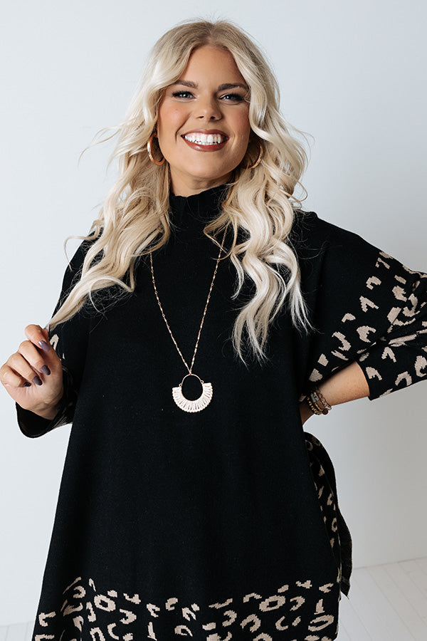 Make Way For Wonderful Sweater In Black Curves Image - 2