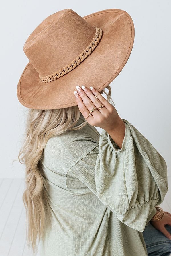 Sweet Glance Fedora In Iced Latte