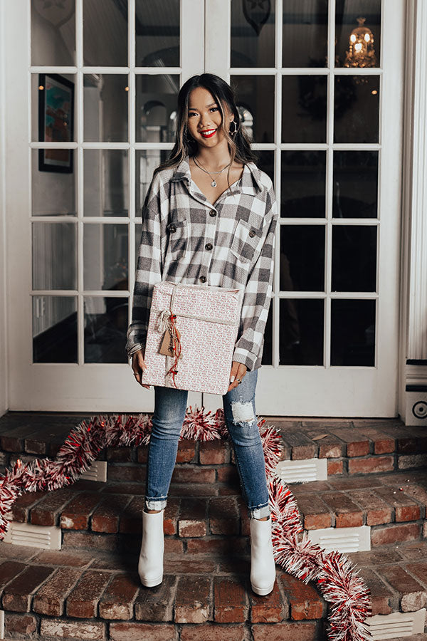 Need Your Opinion Plaid Top In White Image - 2
