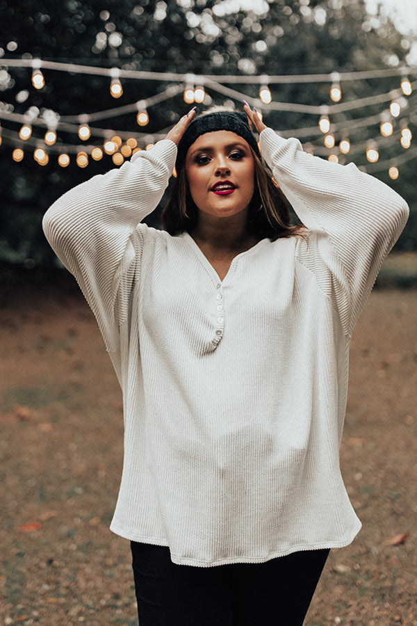 Mindful Matter Shift Top In White Curves