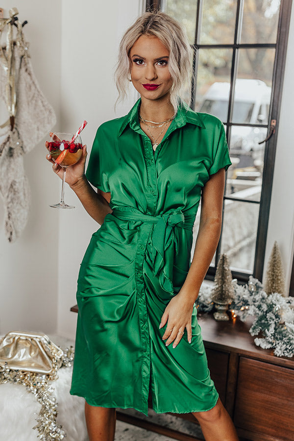 Runway Reserved Satin Midi In Kelly Green Image - 1