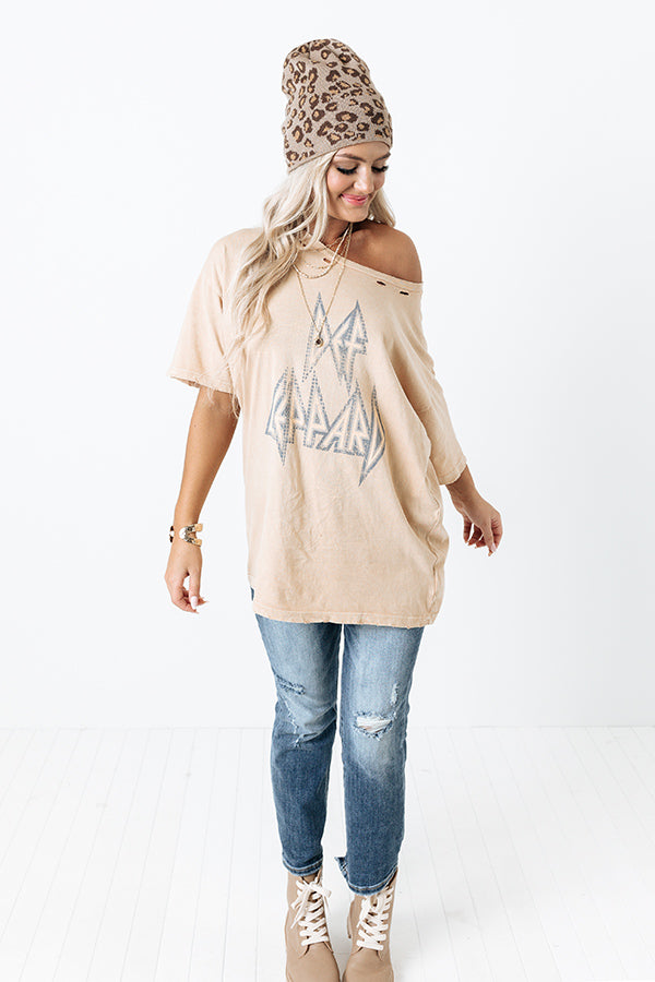 Def Leppard Distressed Vintage-Wash Graphic Tee Image - 1