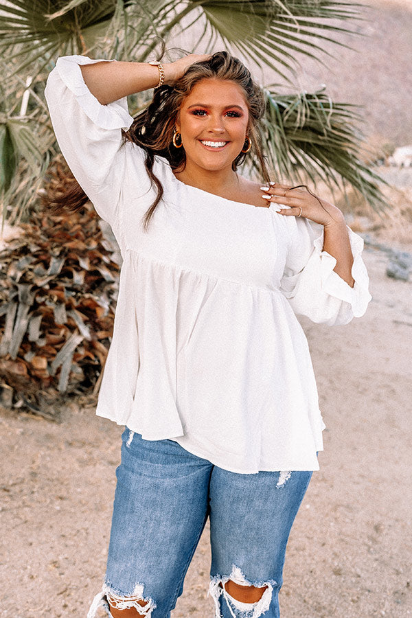 Weekly Date Shift Top In White Curves Image - 1