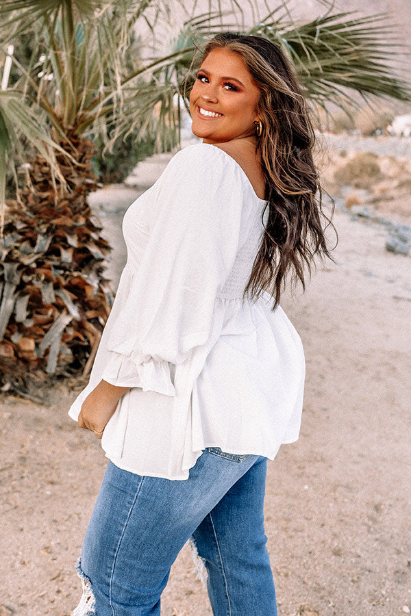 Weekly Date Shift Top In White Curves Image - 2