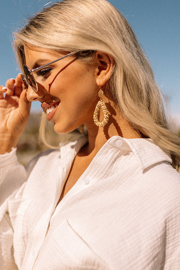 Getting Inspired Earrings In Beige Image - 1