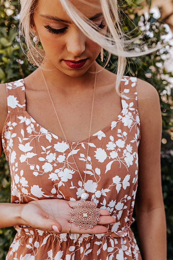 Sunshine On The Horizon Necklace In White