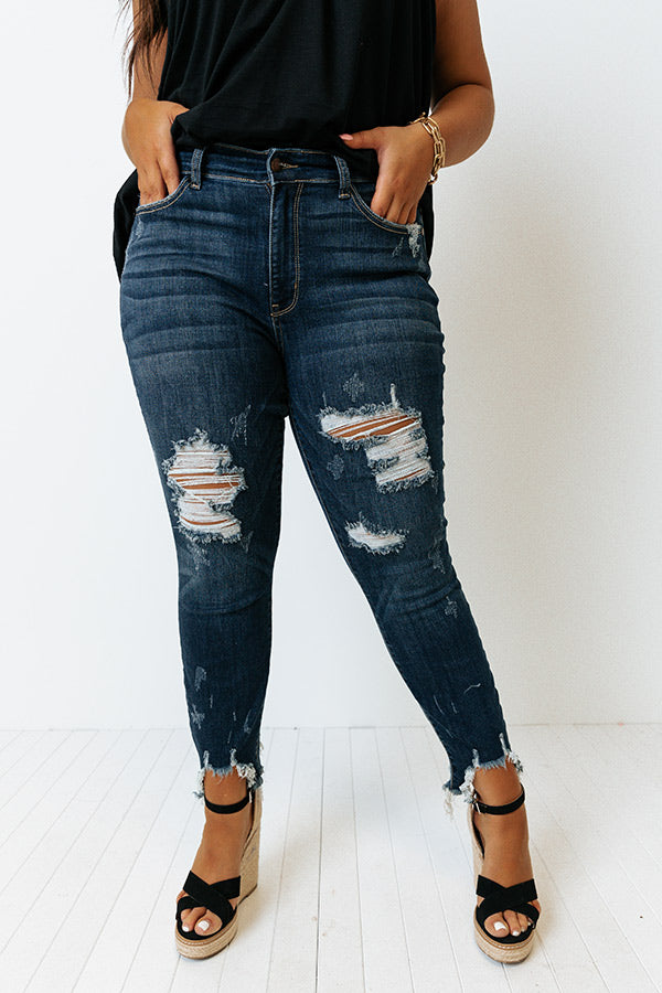 Judy Blue The Torri Midrise Distressed Ankle Jean Curves Image - 1